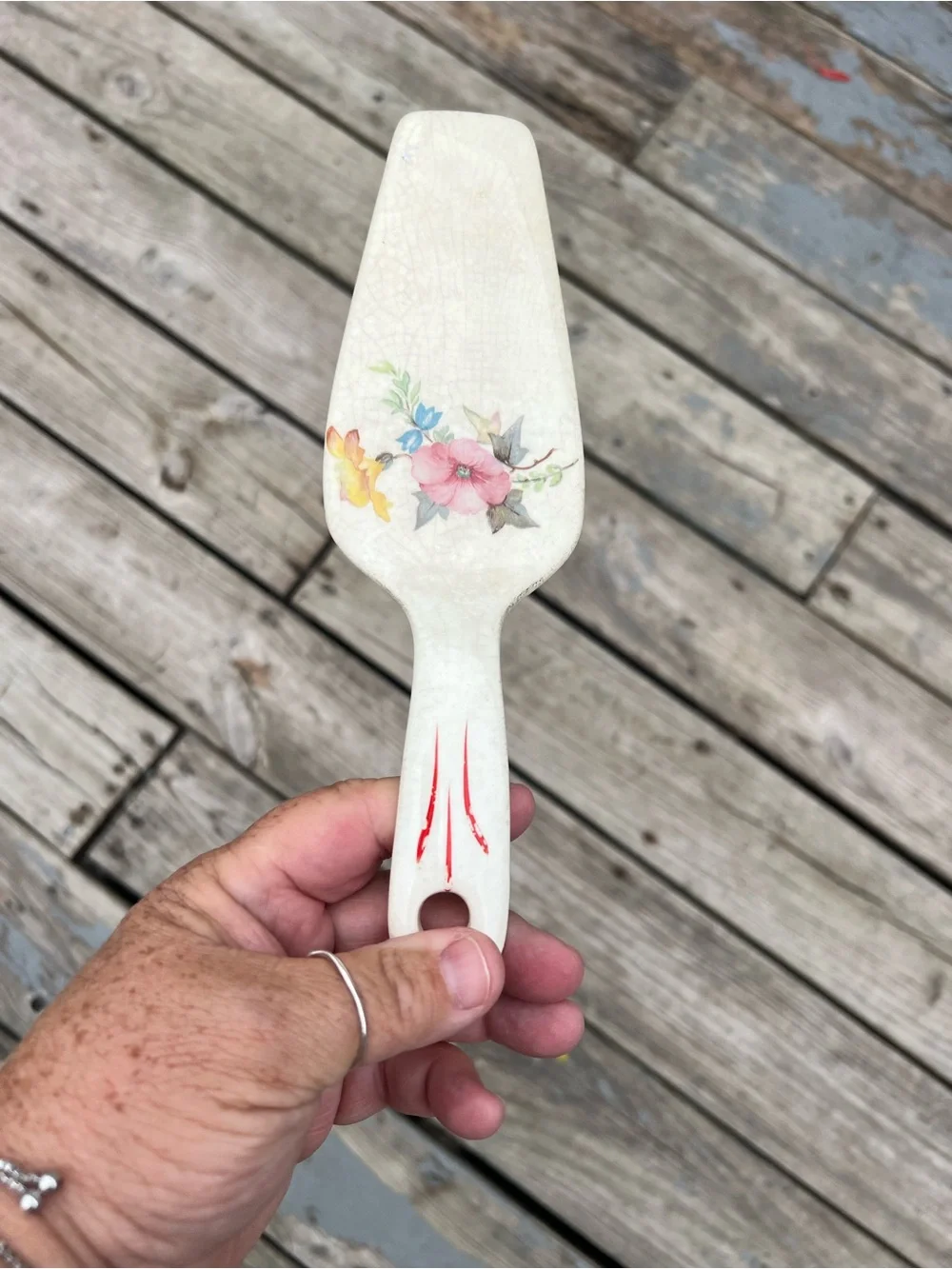 Vintage Floral Ceramic Cake Server in Cream with Pink and Yellow Flowers